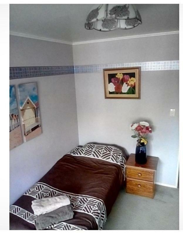 Rooms With A View Haywards Екстер'єр фото